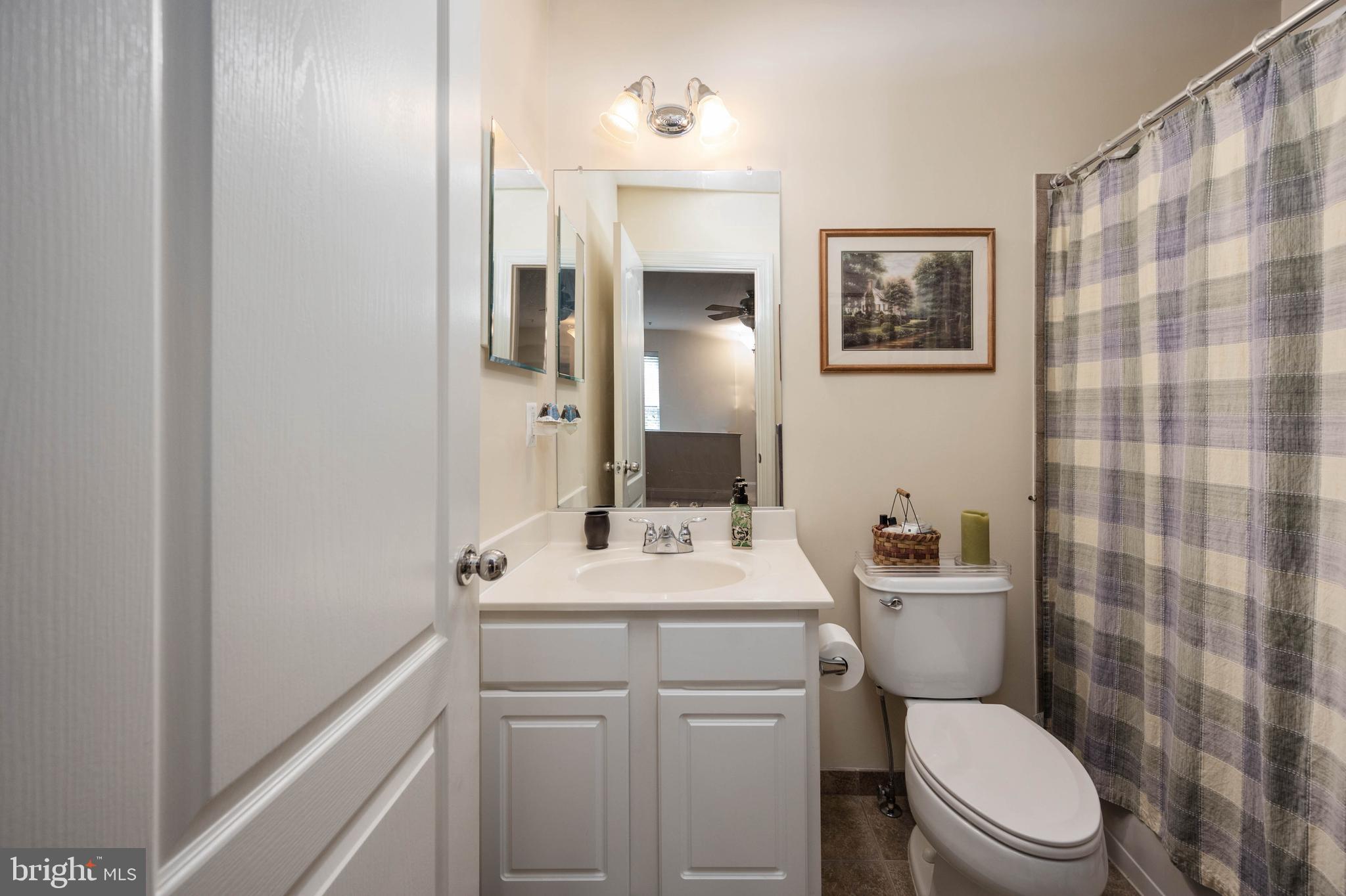 HIGHLANDS CIRCLE CONDOMINIUM - Residential
