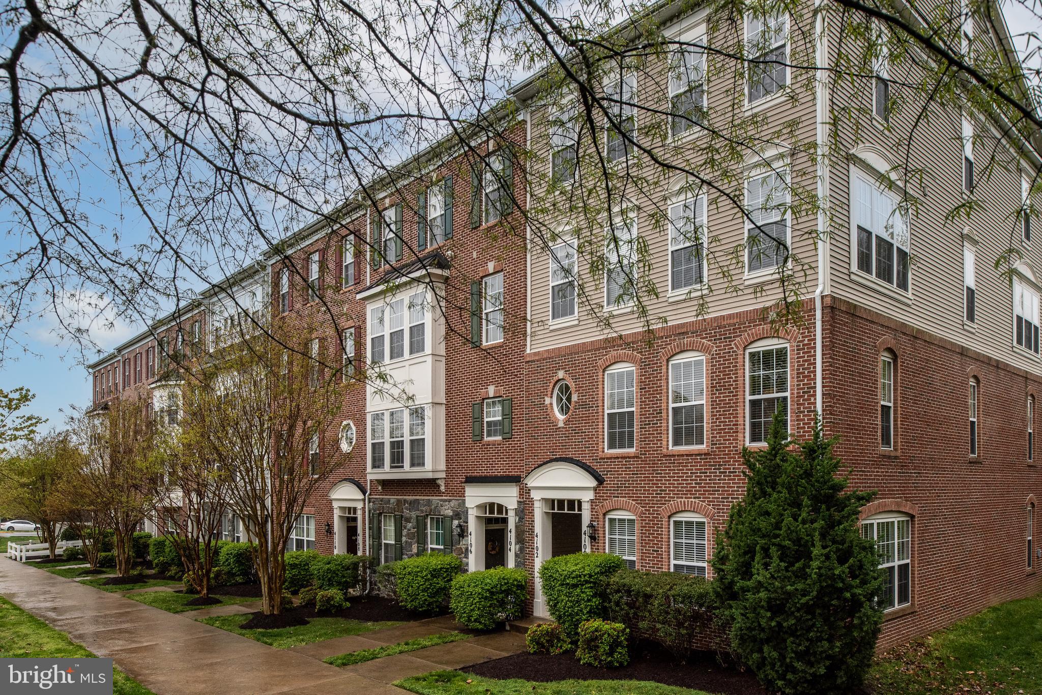 HIGHLANDS CIRCLE CONDOMINIUM - Residential