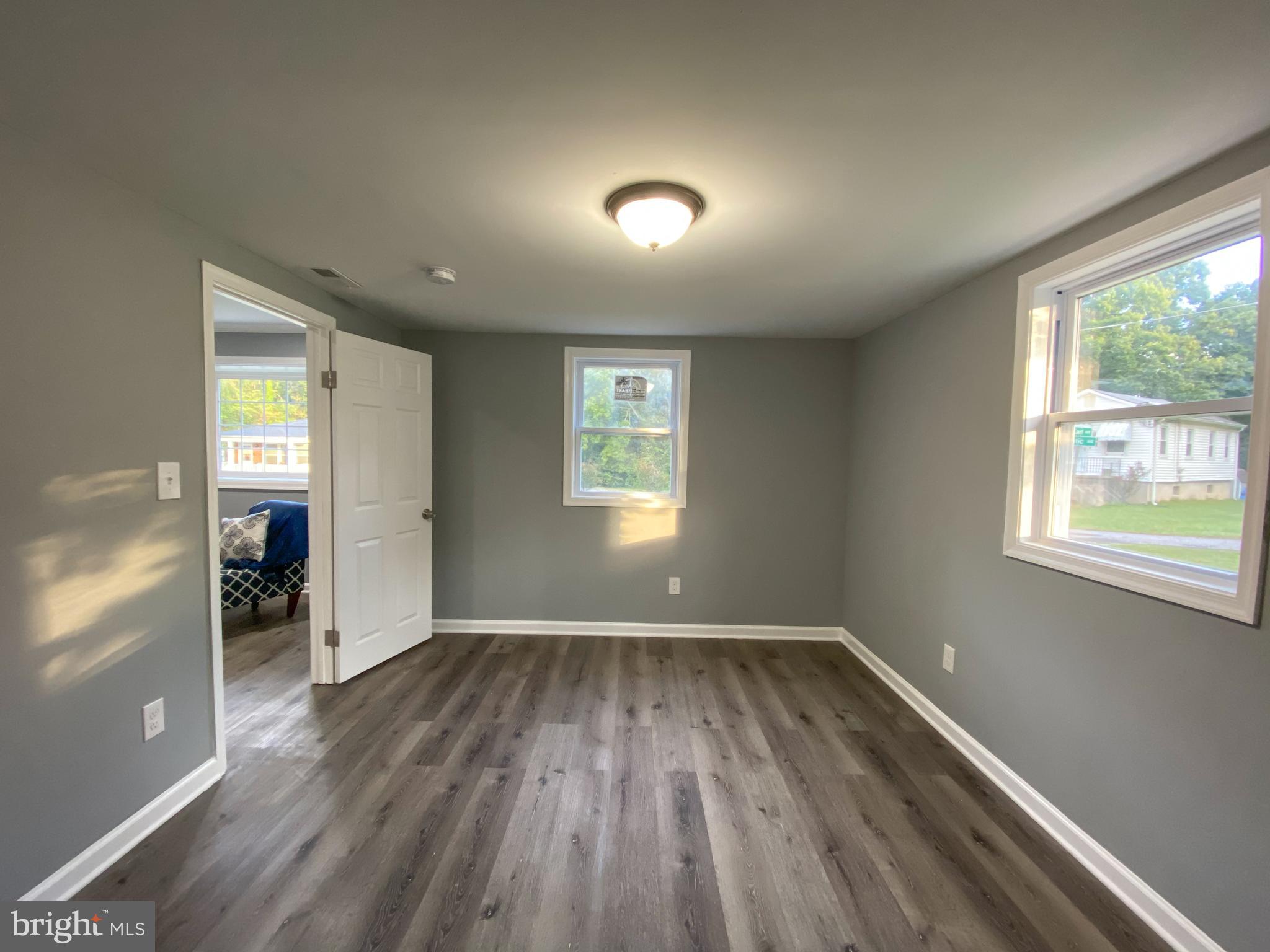 ROSEDALE - Residential