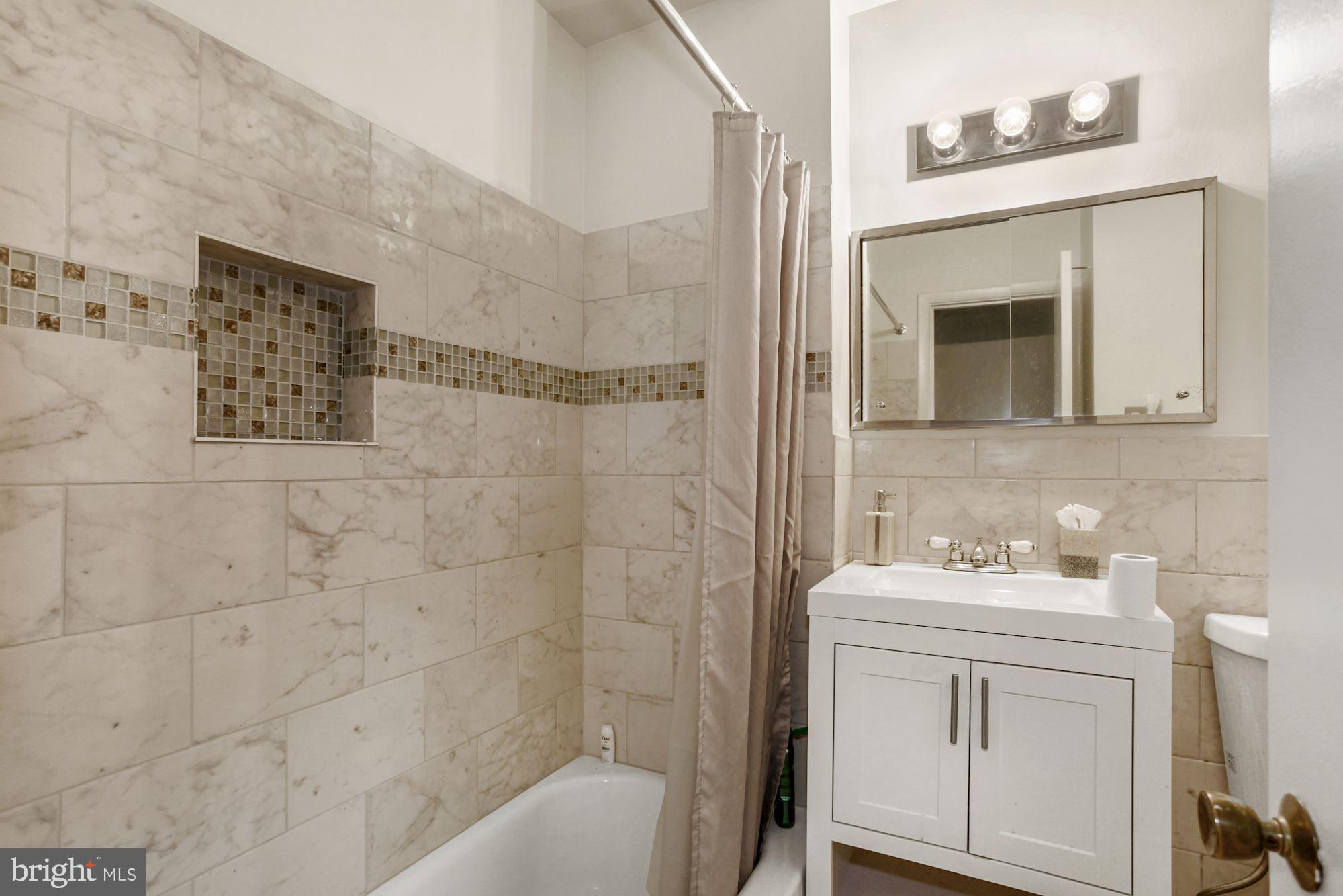 NORTH SPRINGFIELD - Residential