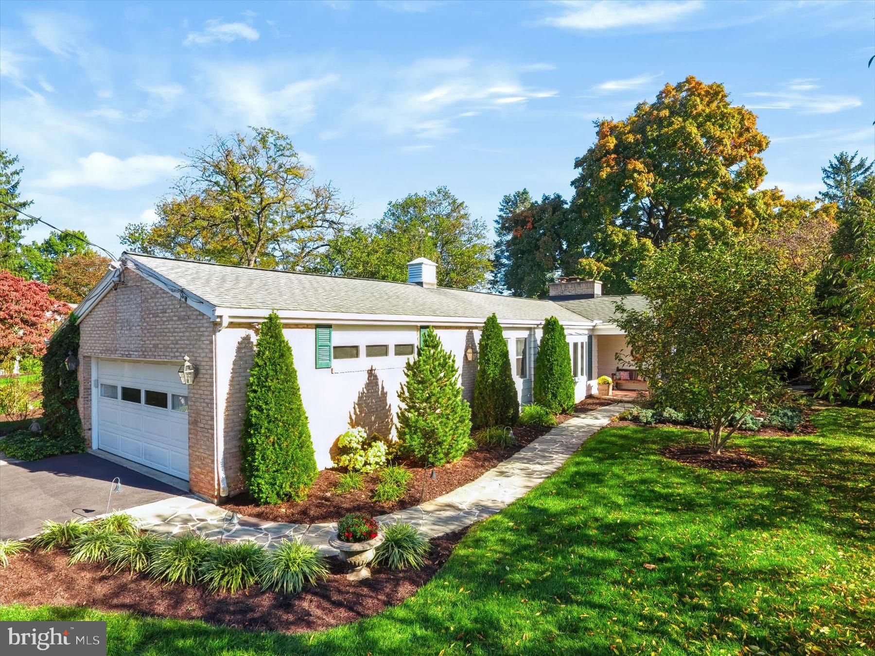 551 BRENTWATER ROAD