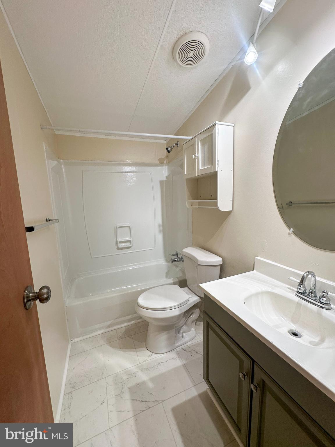 CRESTWOOD MHP - Residential