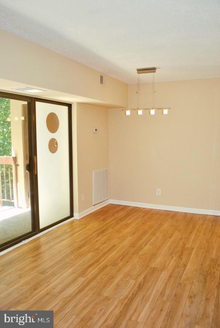 SHADOWOOD - Residential Lease