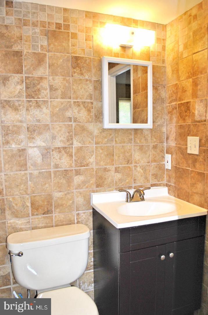 SHADOWOOD - Residential Lease