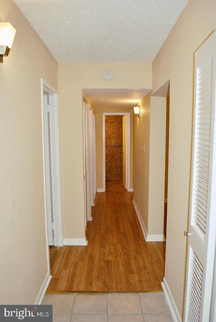 SHADOWOOD - Residential Lease