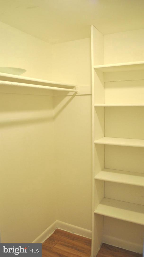 SHADOWOOD - Residential Lease