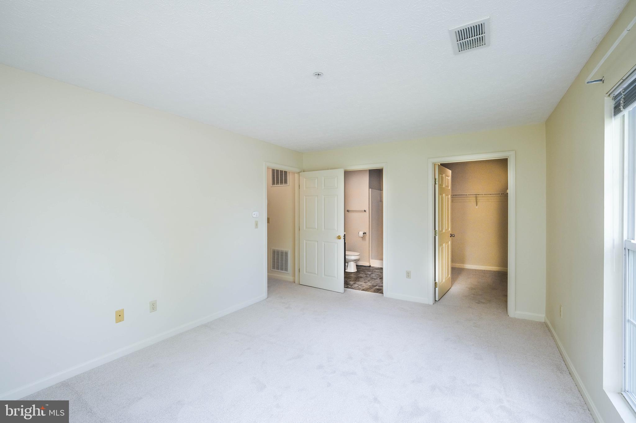 LAKE VIEW - Residential