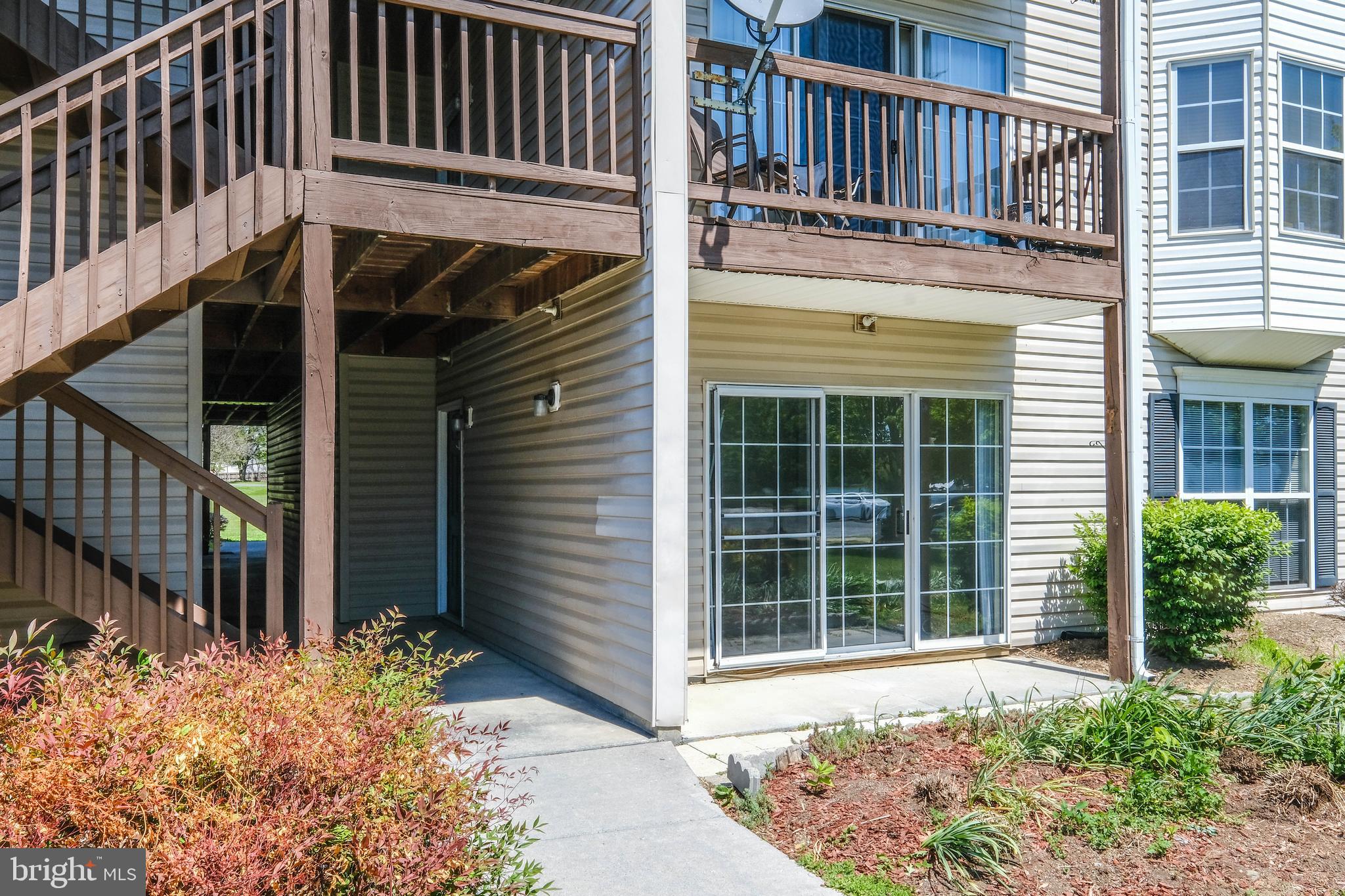 LAKE VIEW - Residential