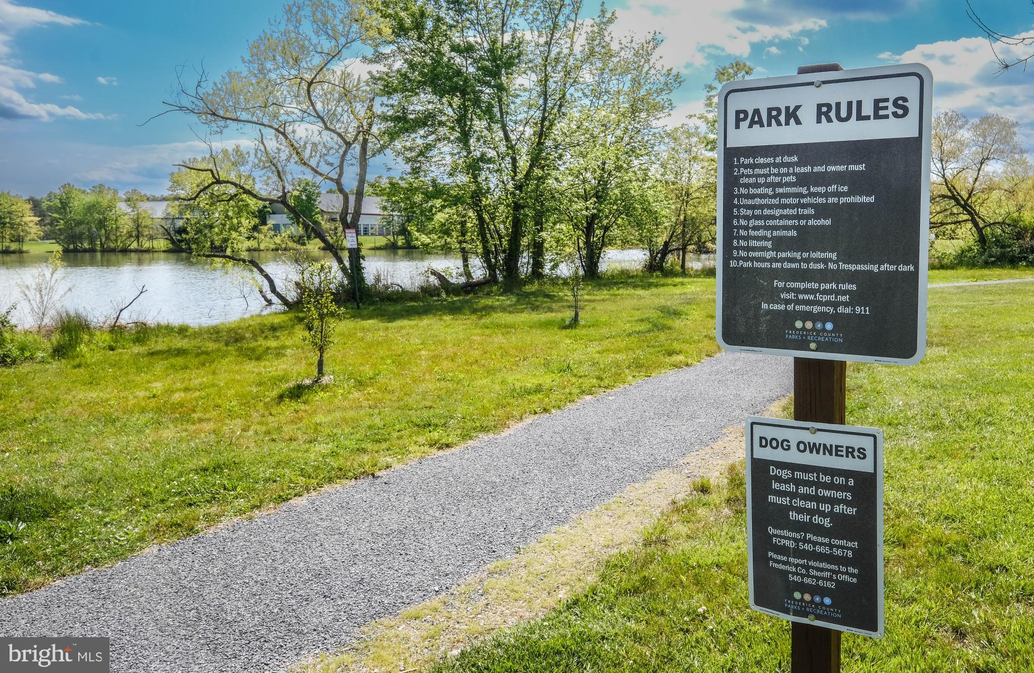 LAKE VIEW - Residential