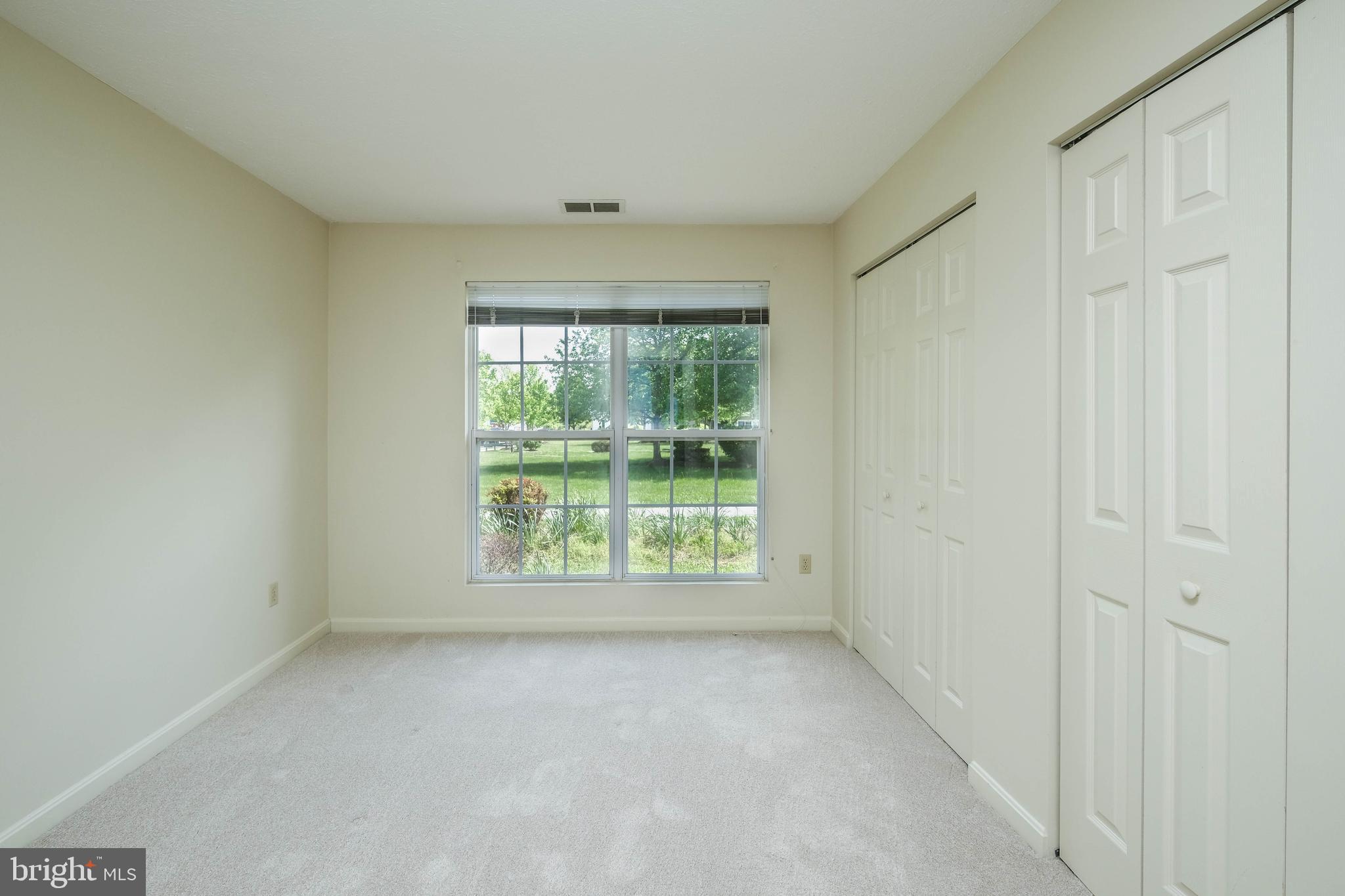 LAKE VIEW - Residential