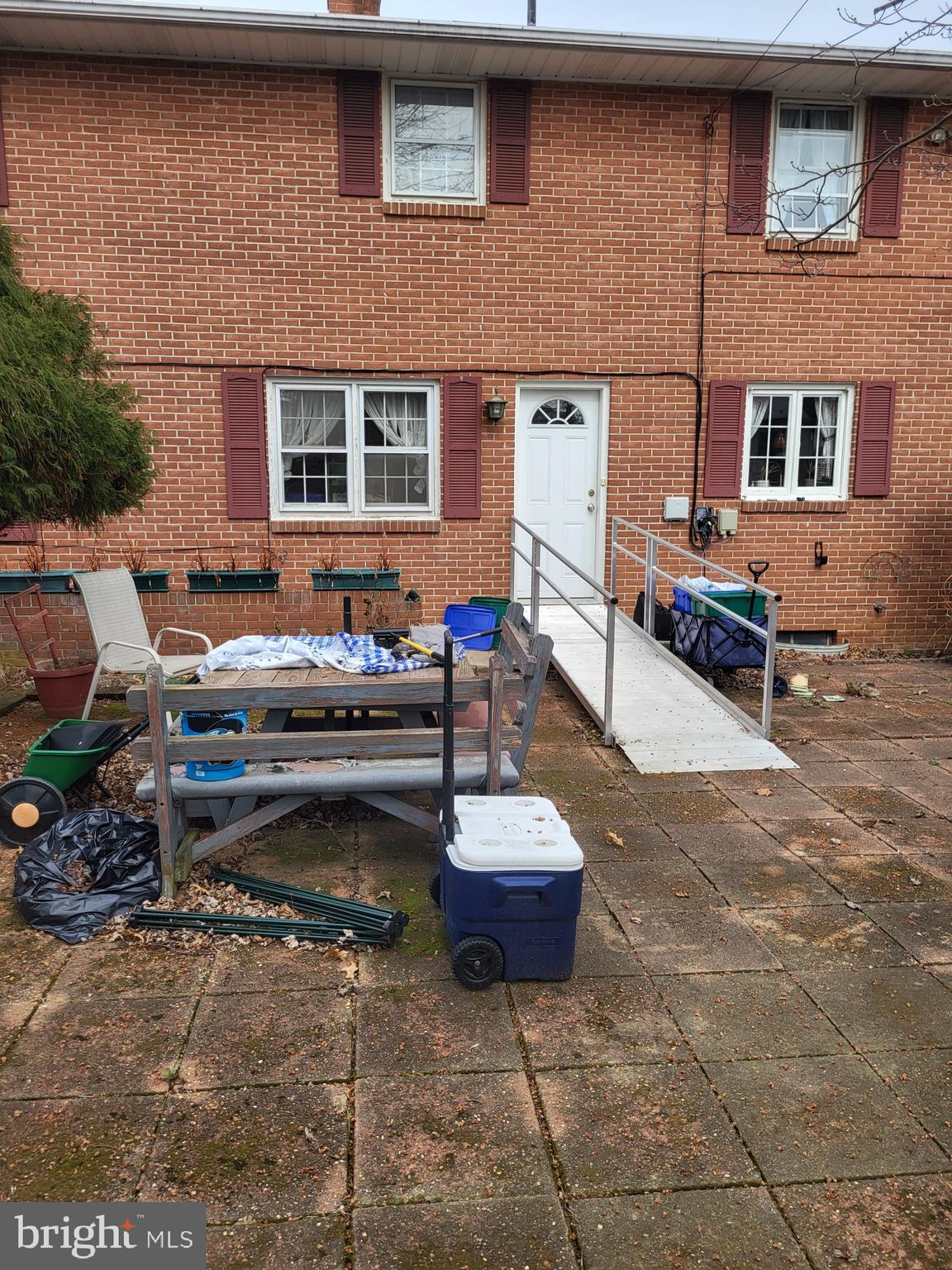 MCSHERRYSTOWN - Residential