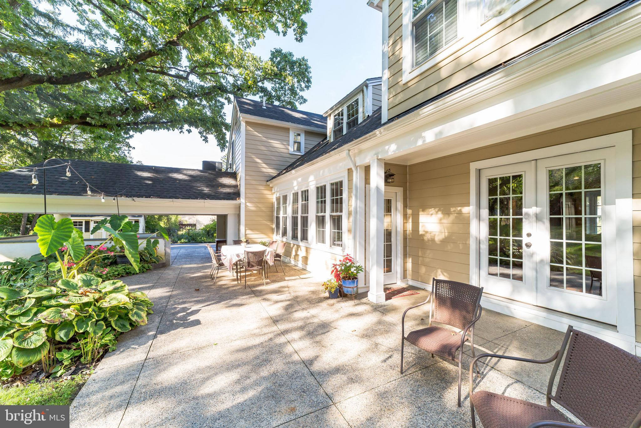 SOUTH WAYNE - Residential