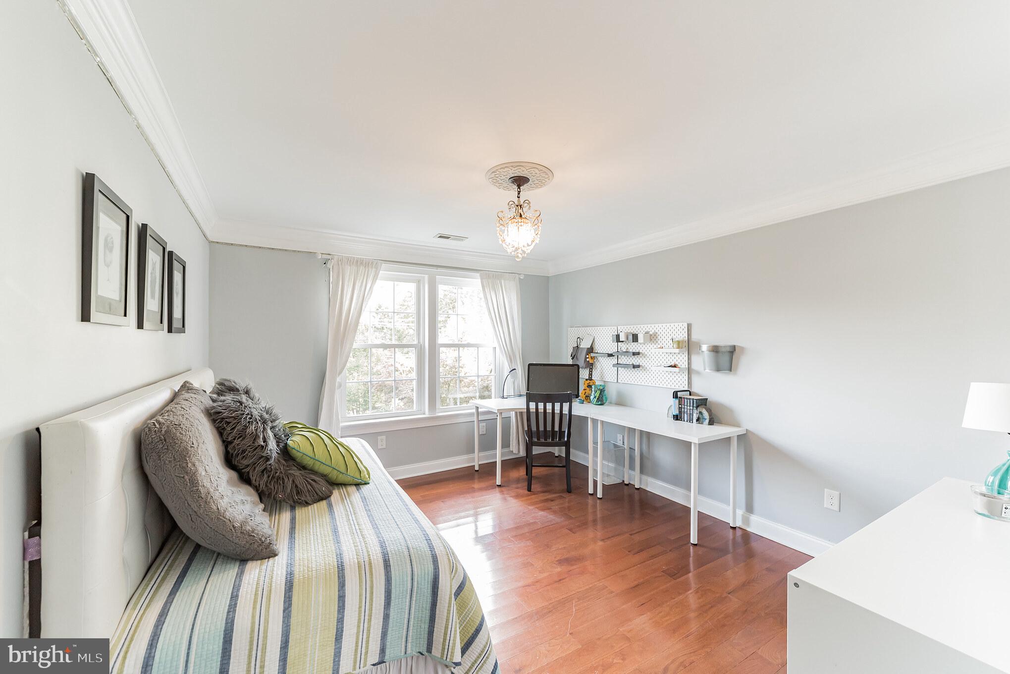 SOUTH WAYNE - Residential