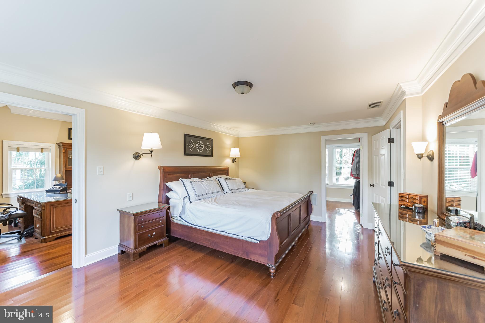 SOUTH WAYNE - Residential