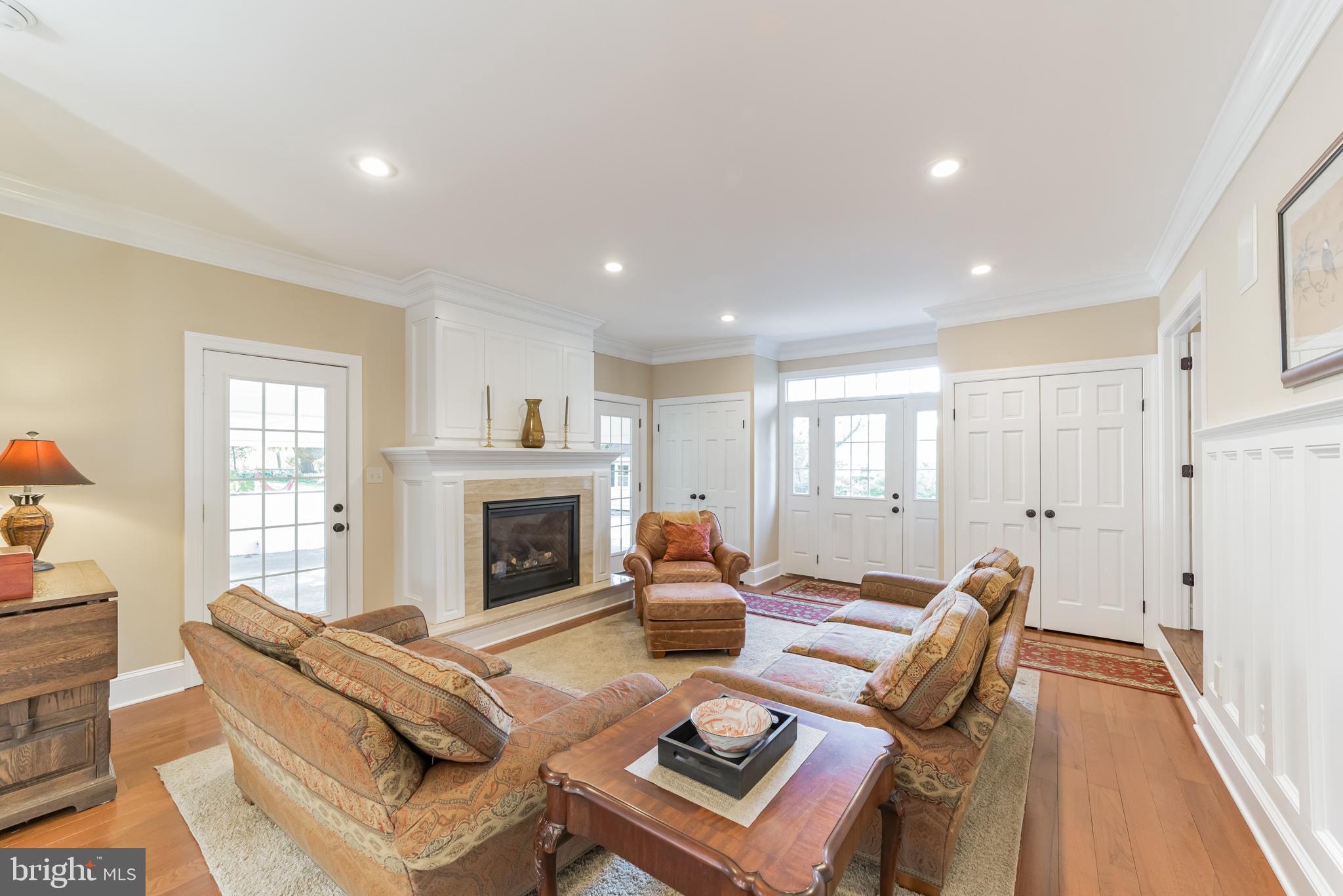 SOUTH WAYNE - Residential