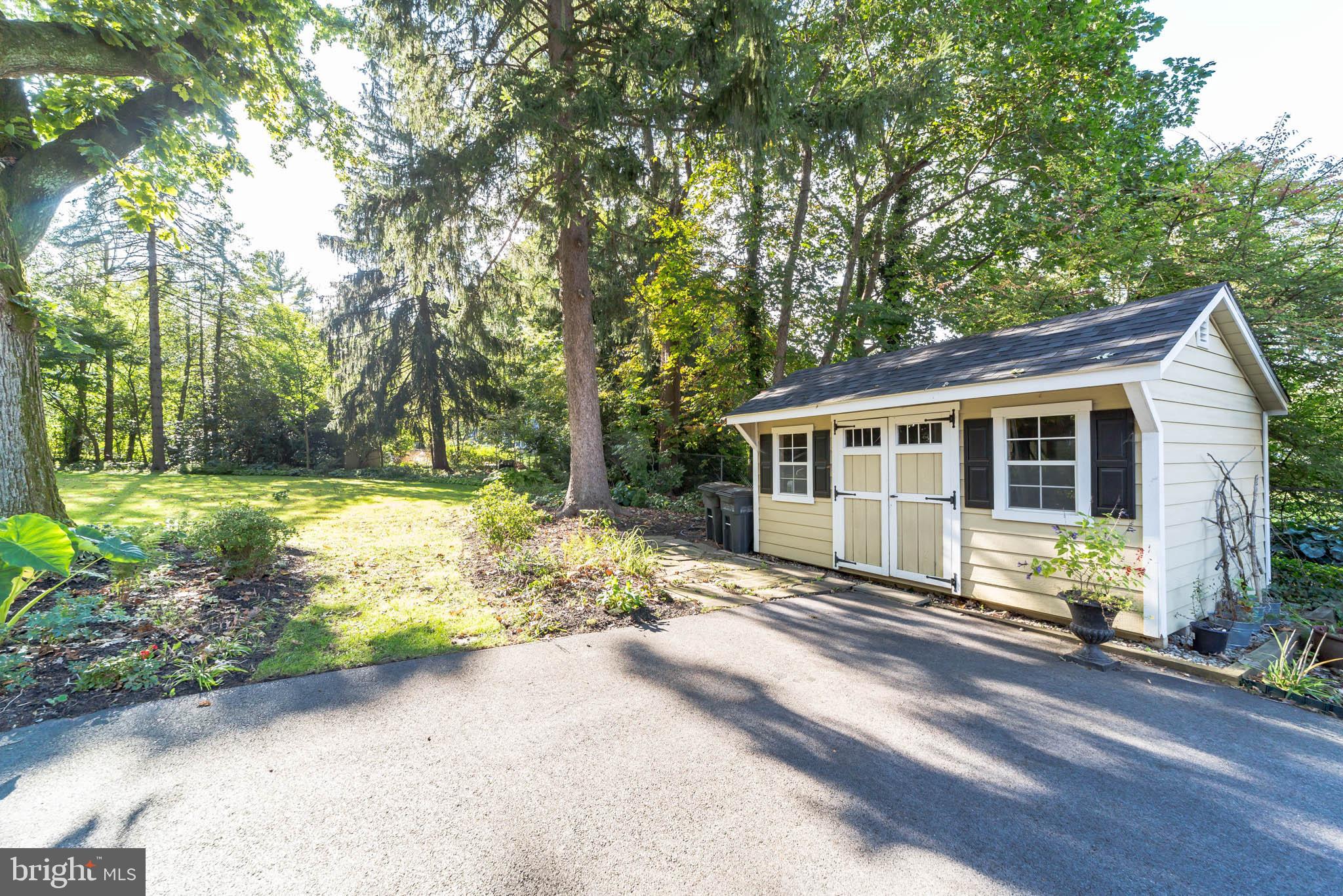 SOUTH WAYNE - Residential