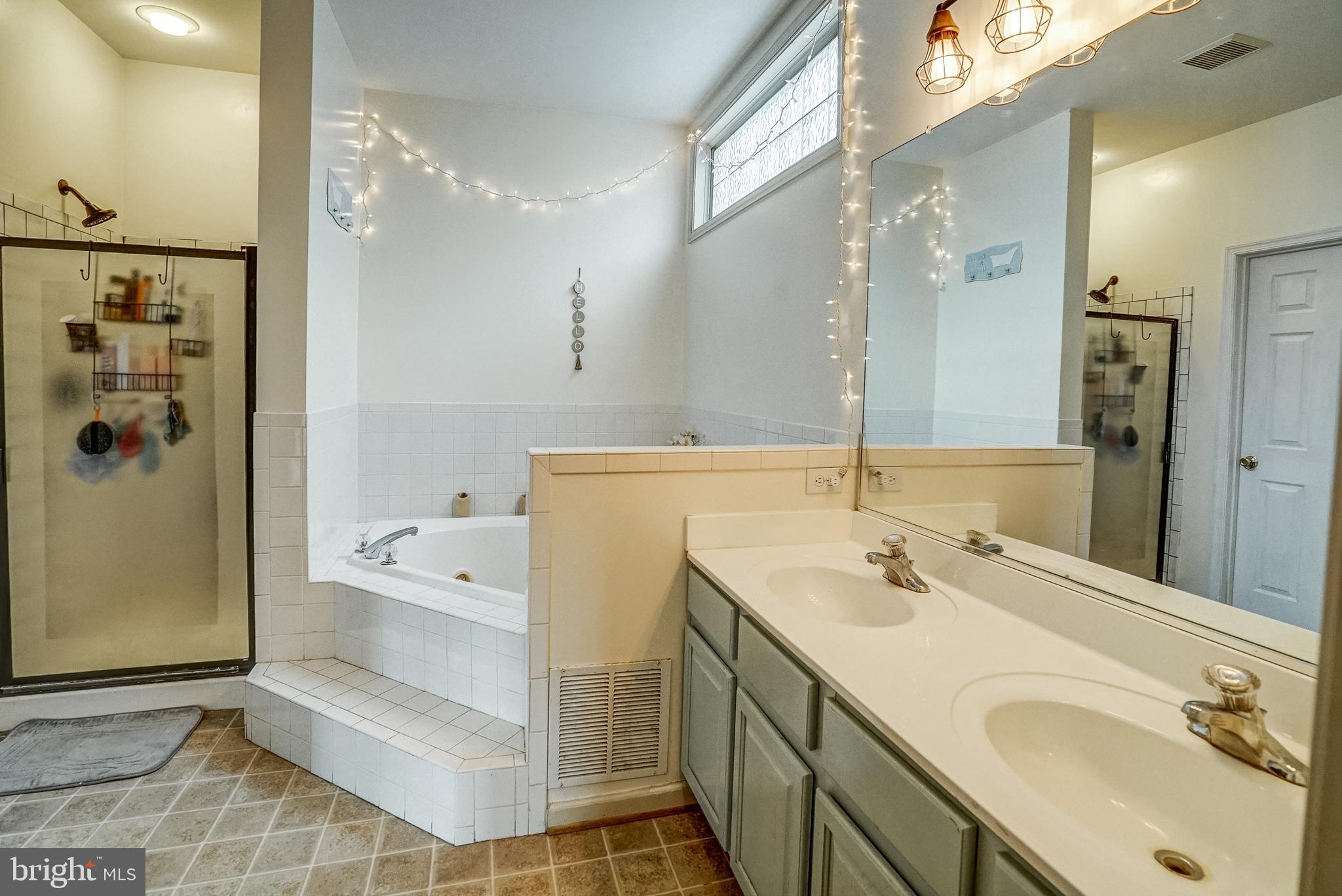 HEATHER GLEN - Residential