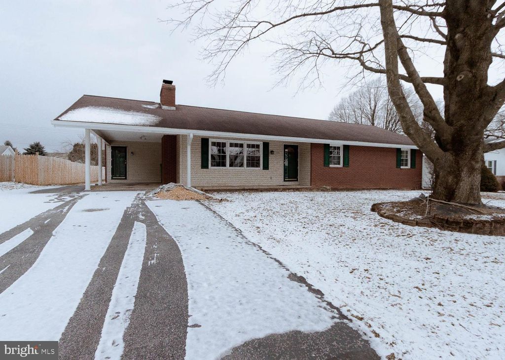 Photo of 121 Patricia Avenue, CENTRE HALL, PA 16828 (MLS # PACE2517508)