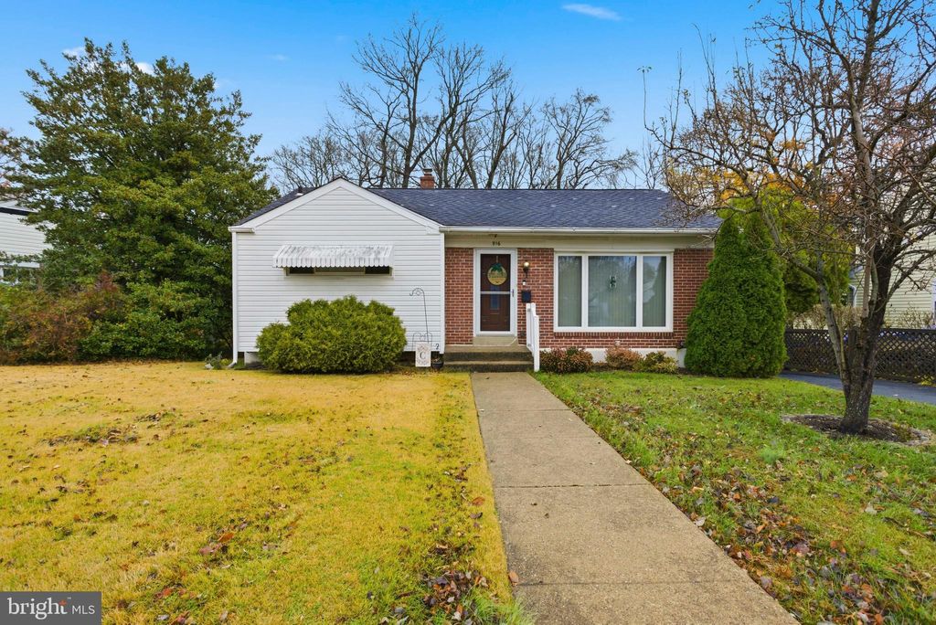 Photo of 916 Brooke Avenue, MORTON, PA 19070 (MLS # PADE2104670)