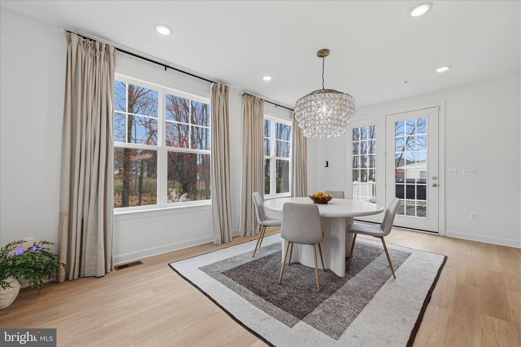 GLENN DALE - Residential