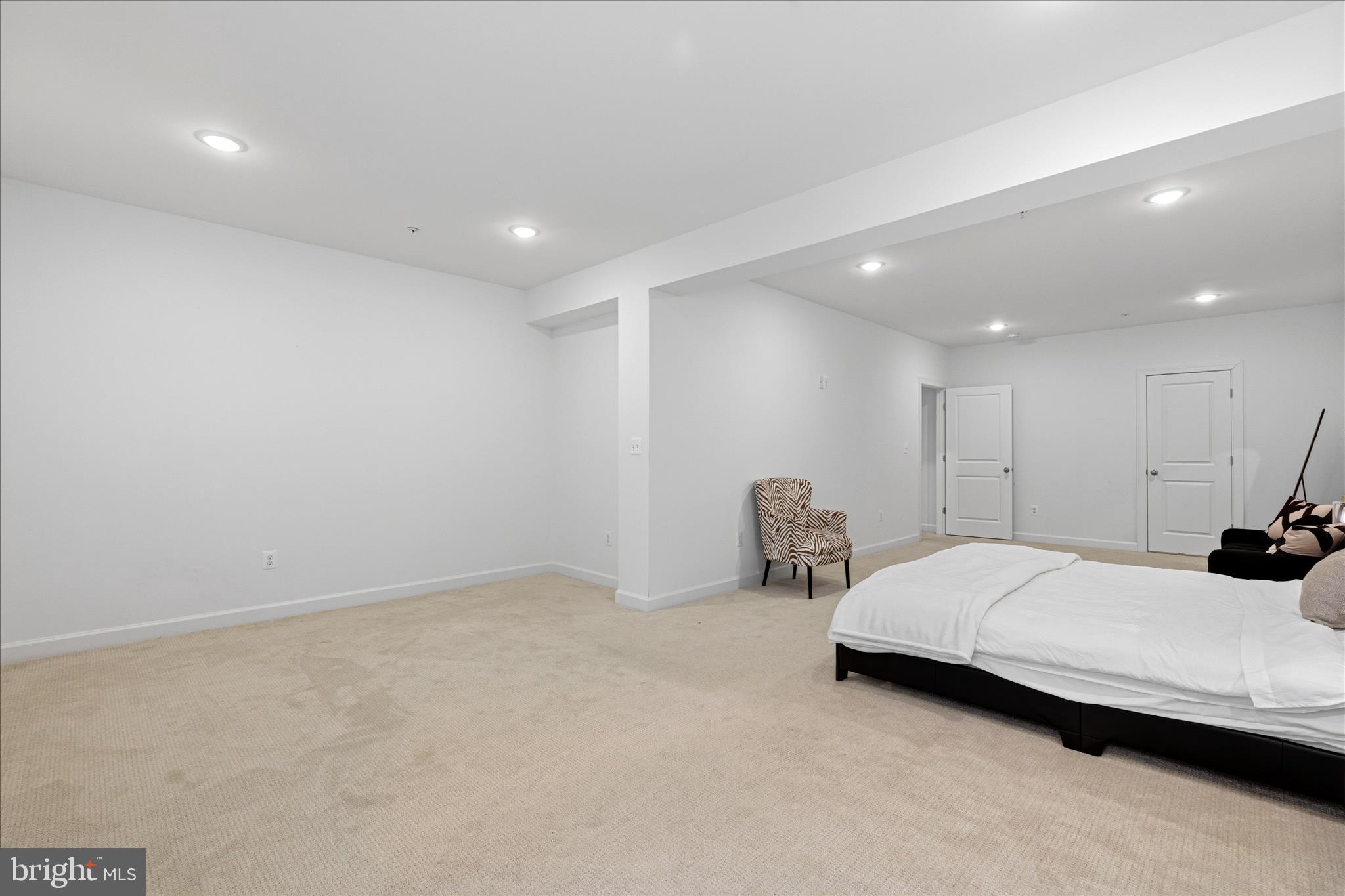 GLENN DALE - Residential