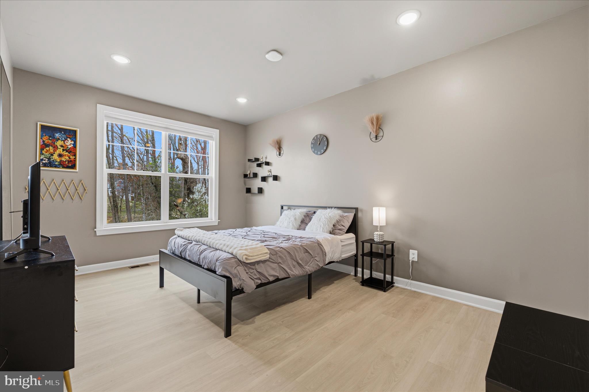 GLENN DALE - Residential