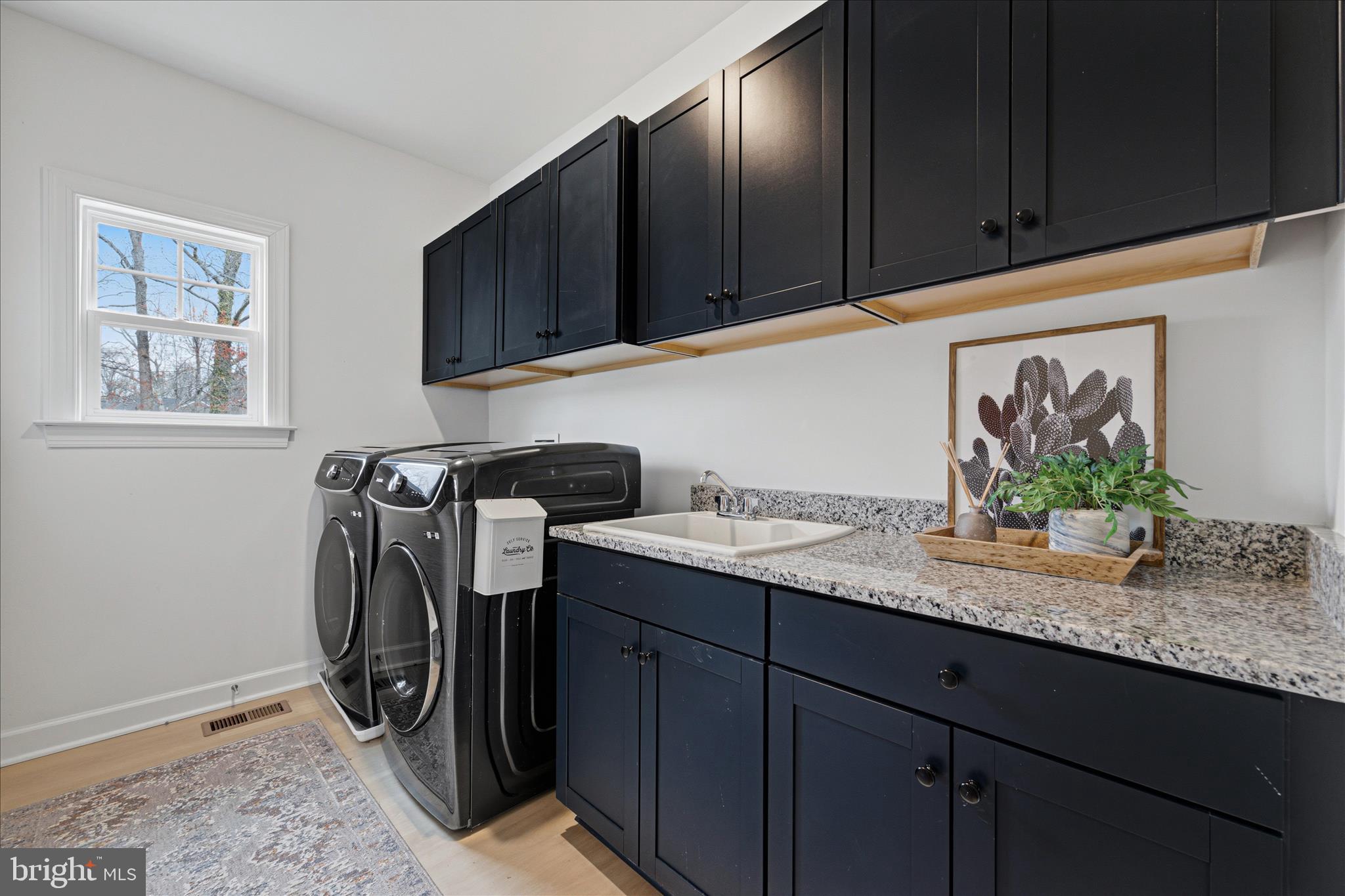 GLENN DALE - Residential