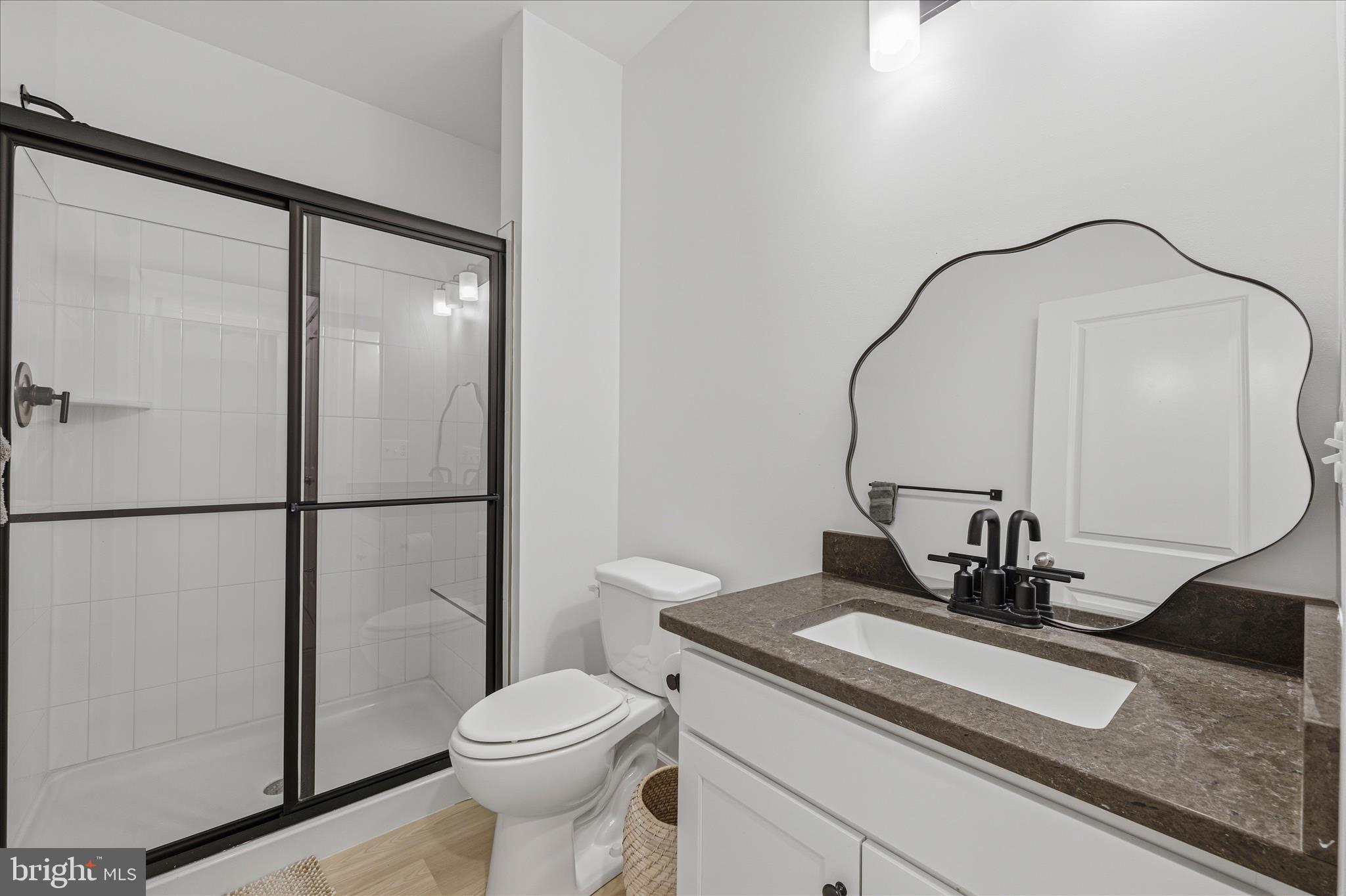 GLENN DALE - Residential