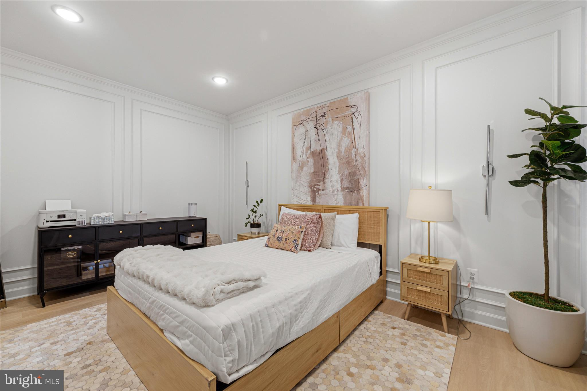 GLENN DALE - Residential