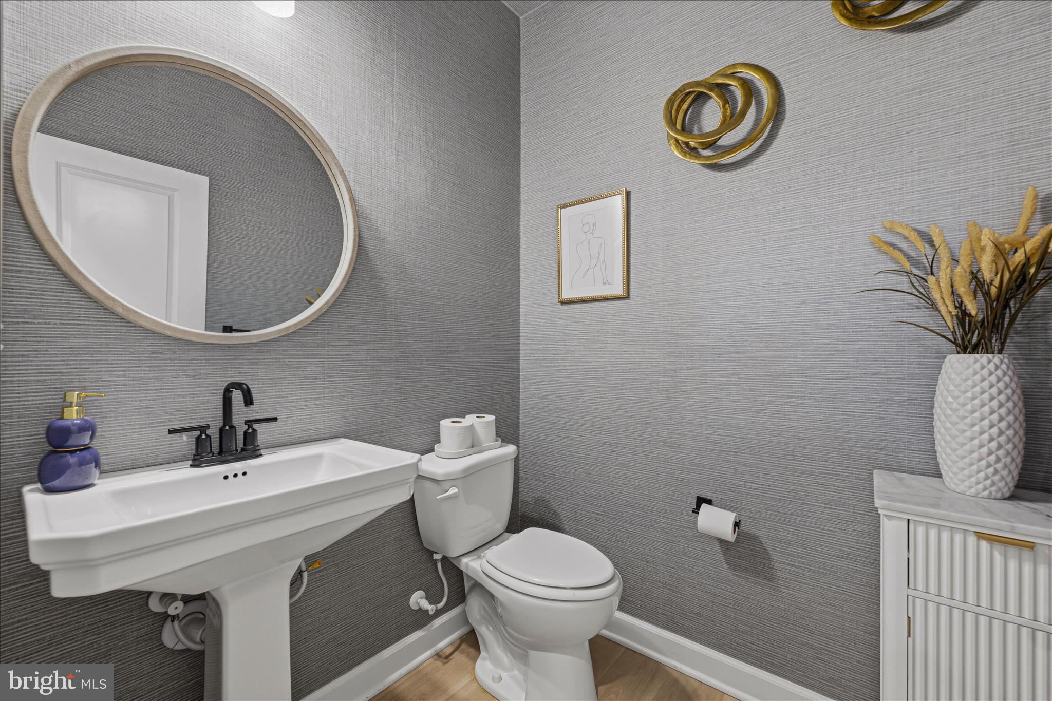 GLENN DALE - Residential