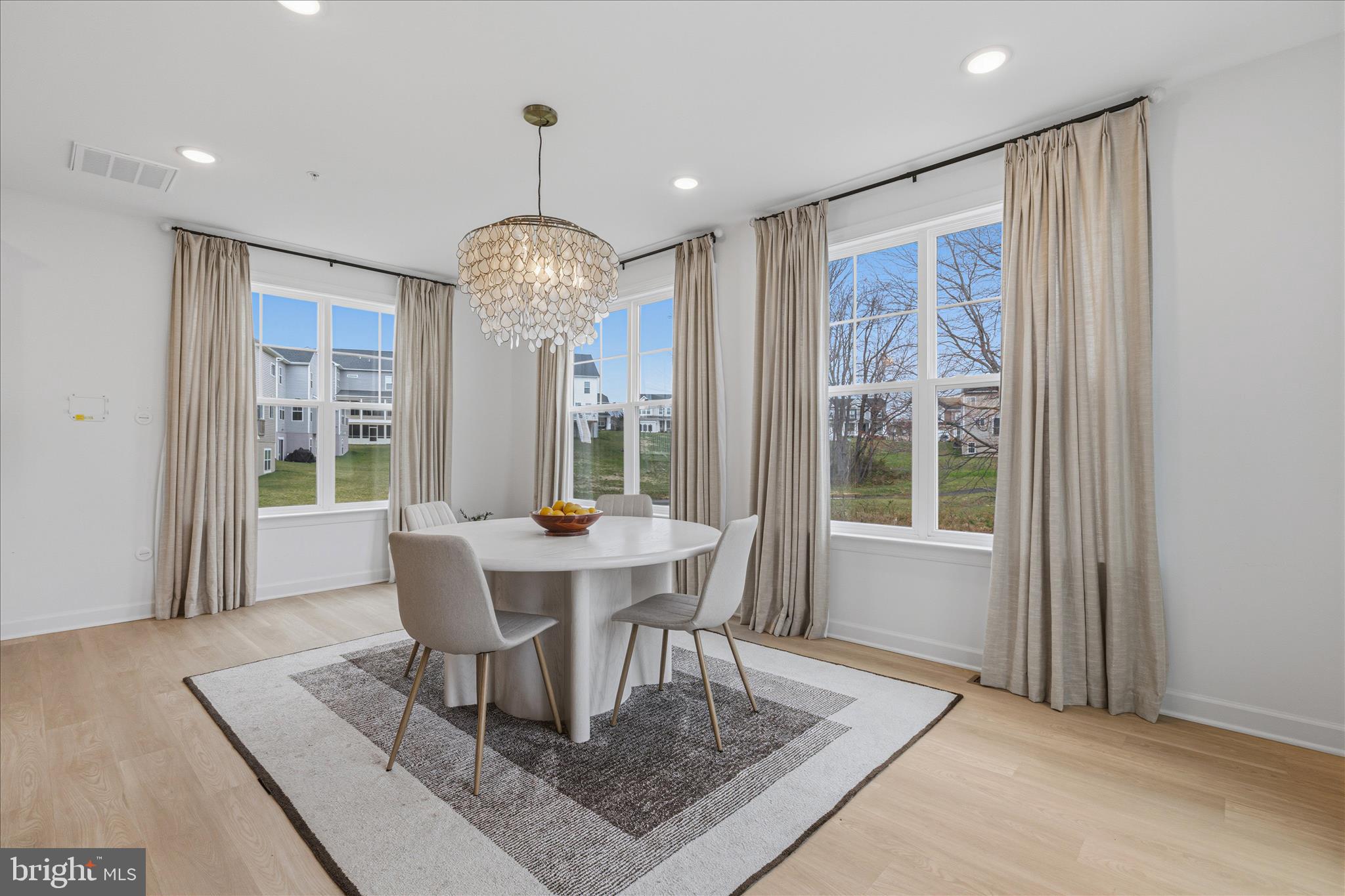 GLENN DALE - Residential