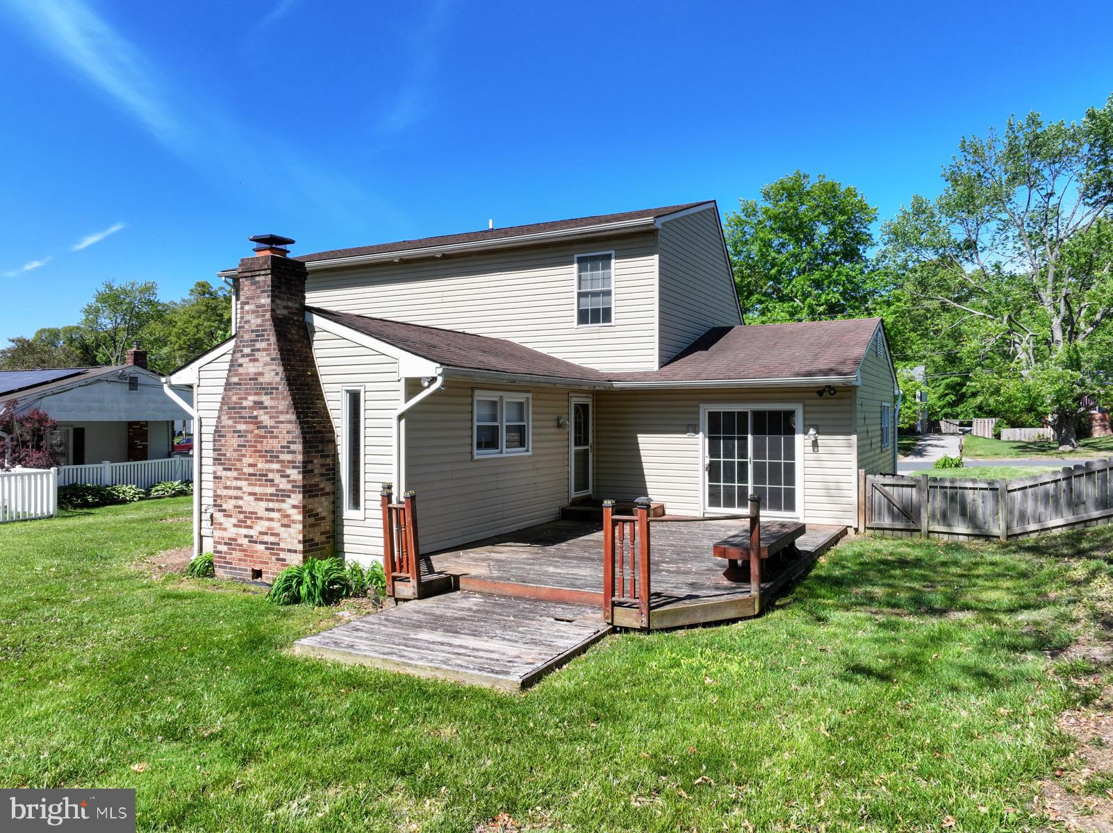 217 OAK DRIVE