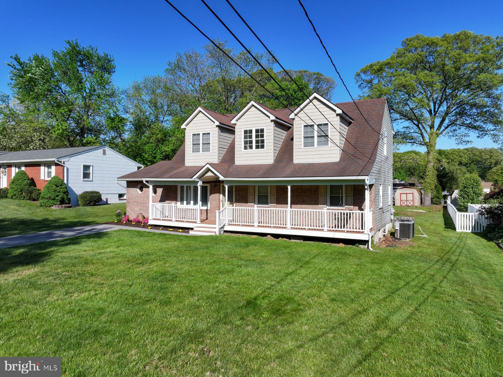 217 OAK DRIVE