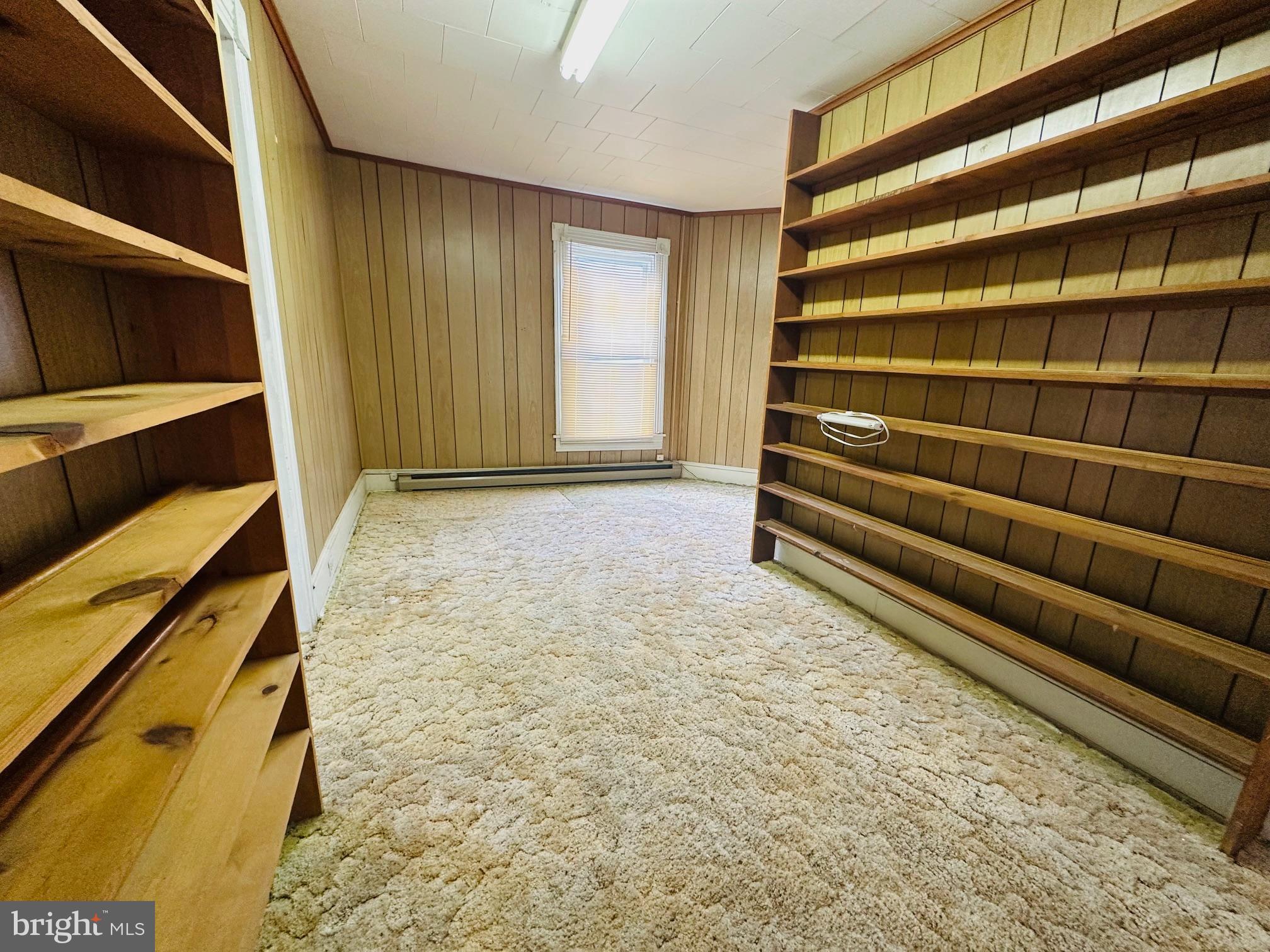 RACE STREET - Residential