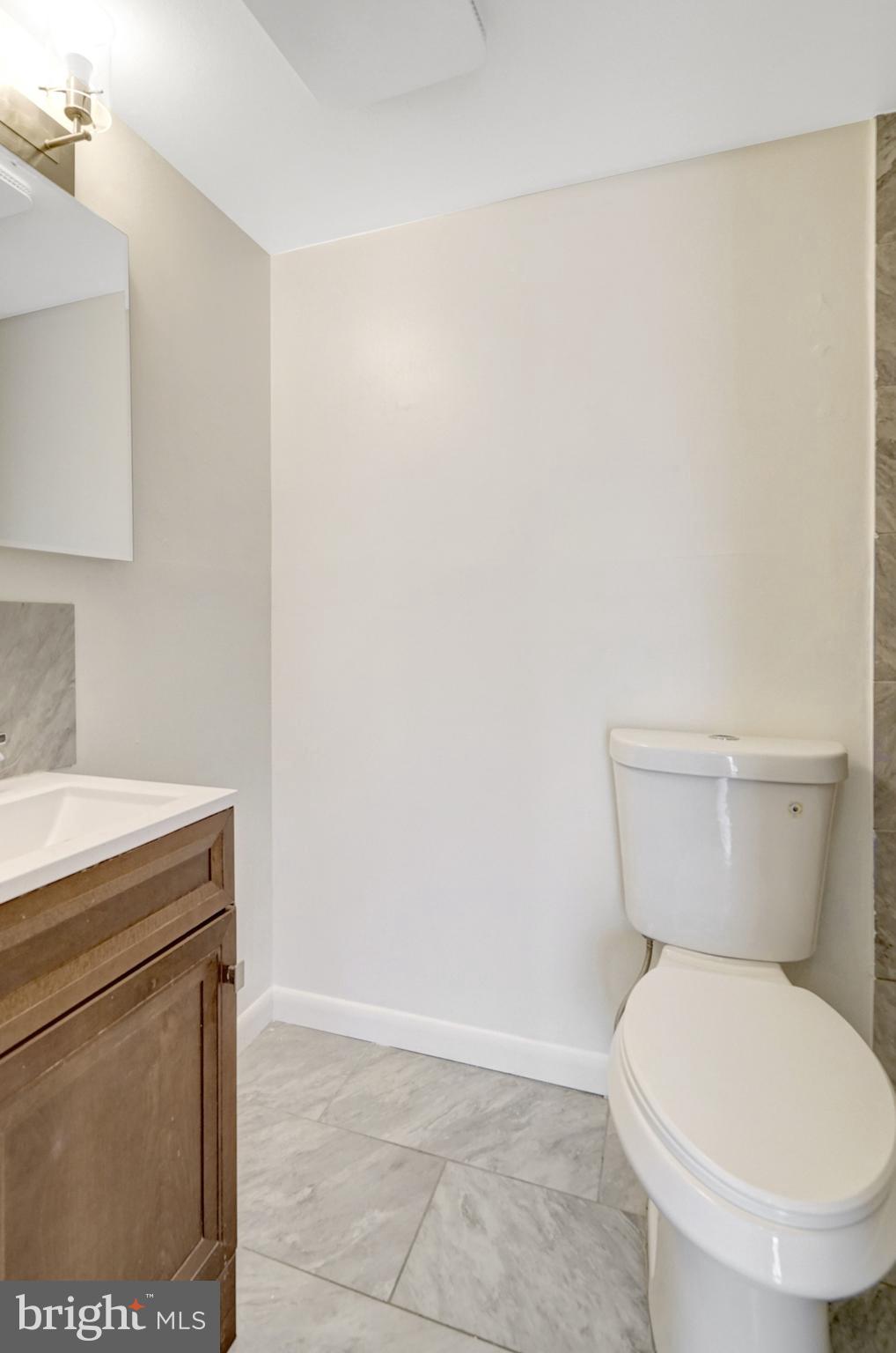 YORKTOWNE SQUARE - Residential