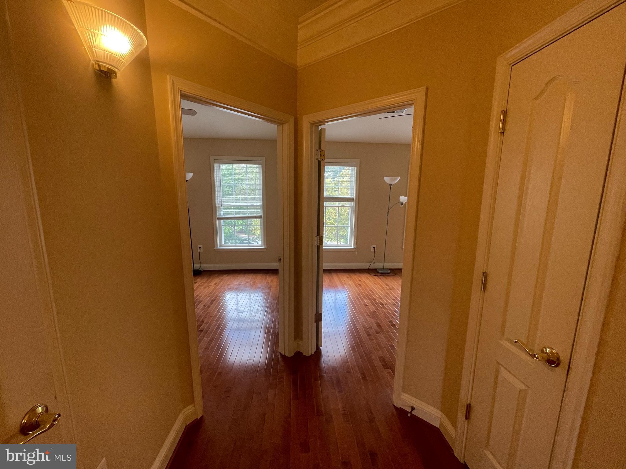 FAIRFAX CENTER LANDBAY - Residential Lease