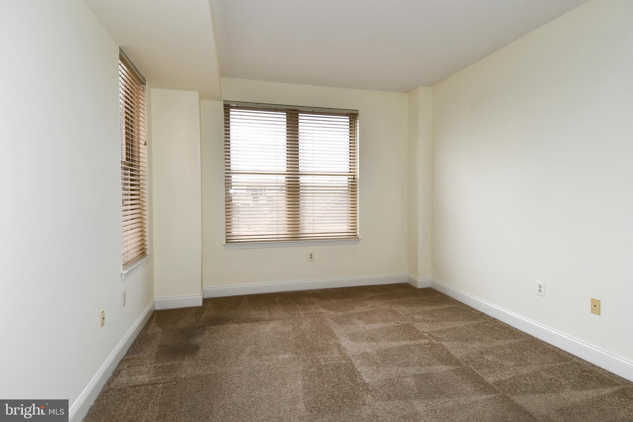 STRATFORD HOUSE - Residential