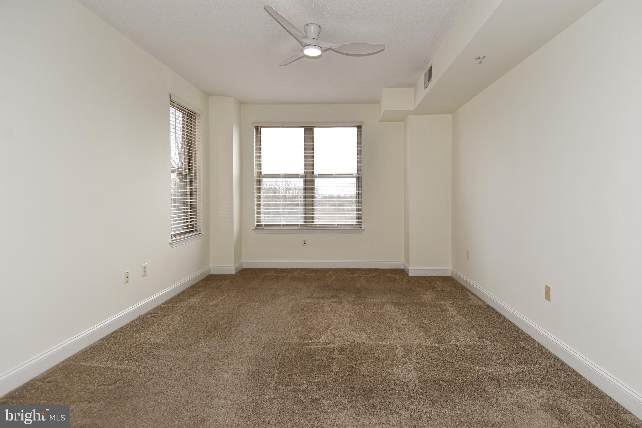 STRATFORD HOUSE - Residential