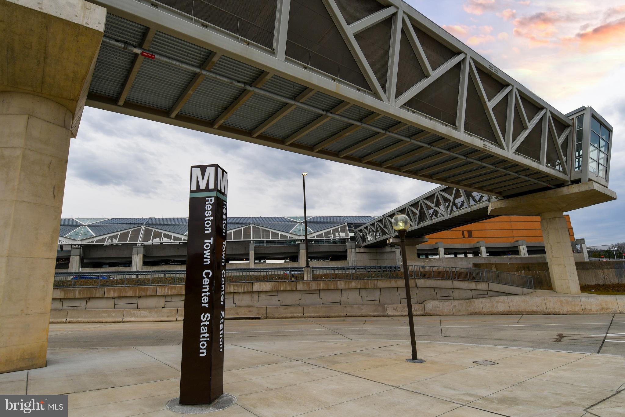 STRATFORD HOUSE - Residential