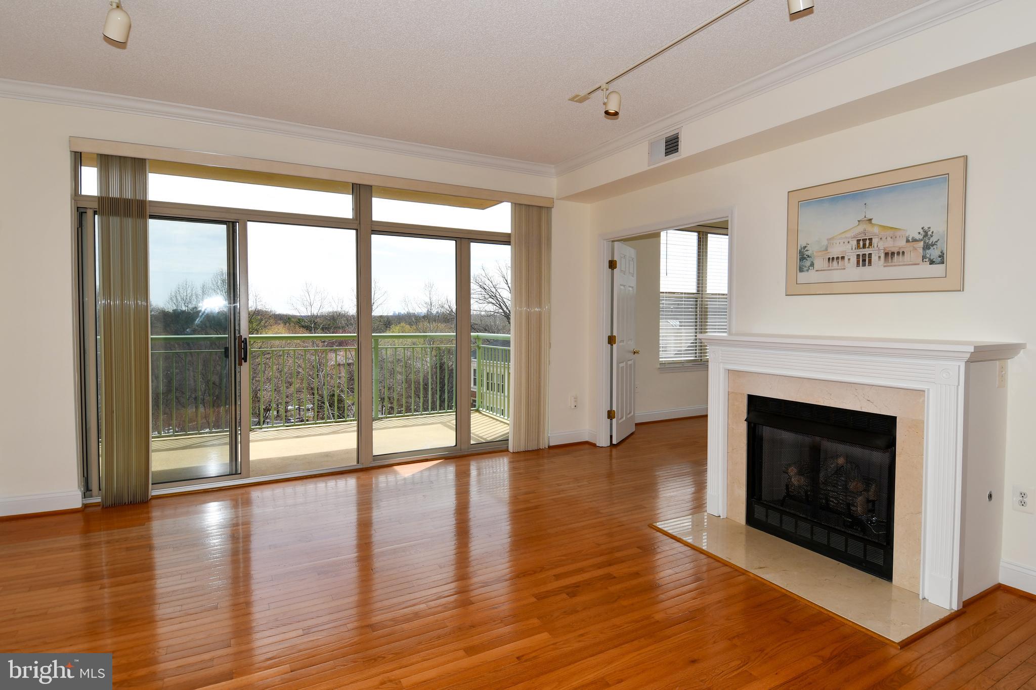 STRATFORD HOUSE - Residential