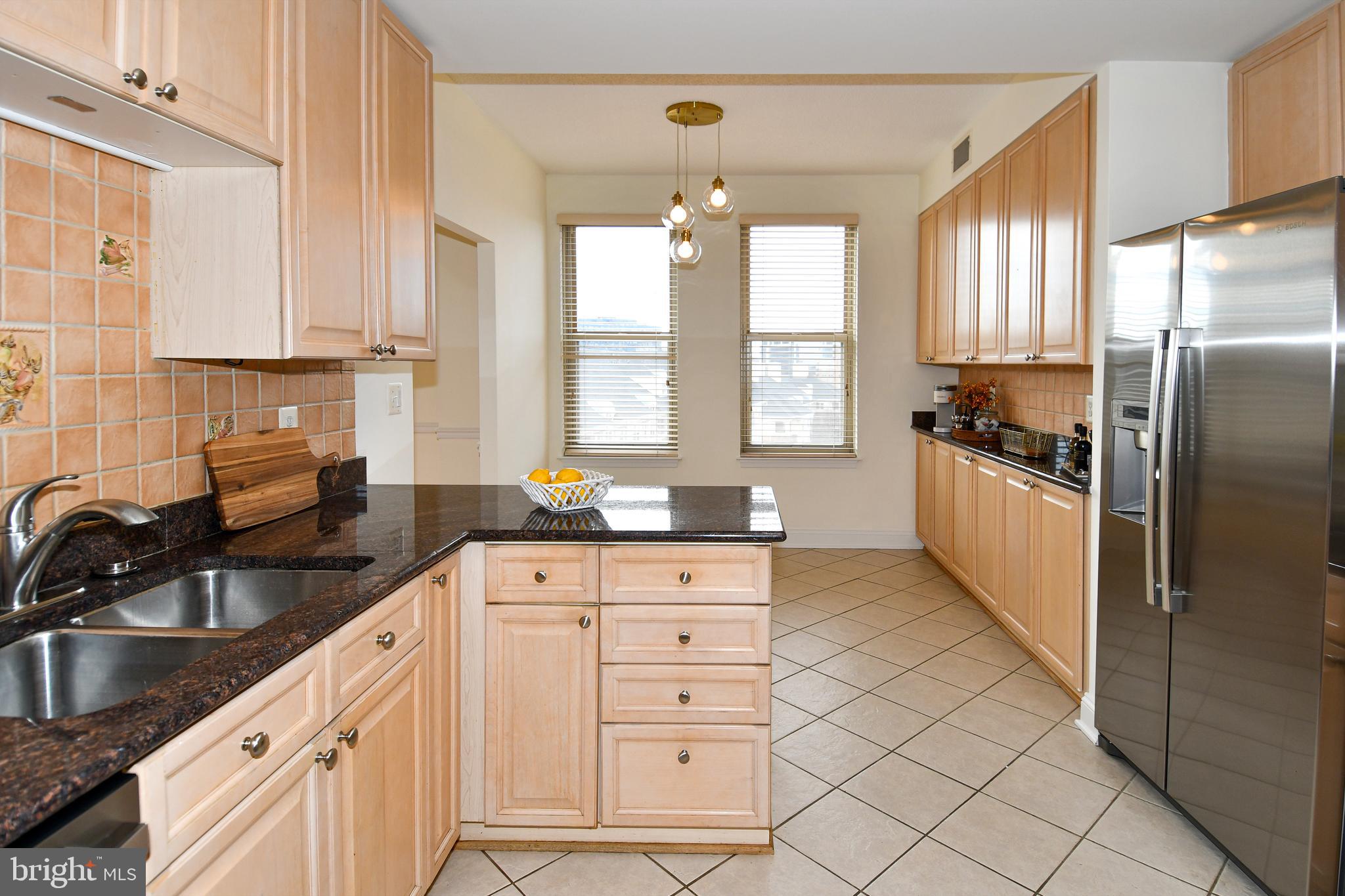 STRATFORD HOUSE - Residential