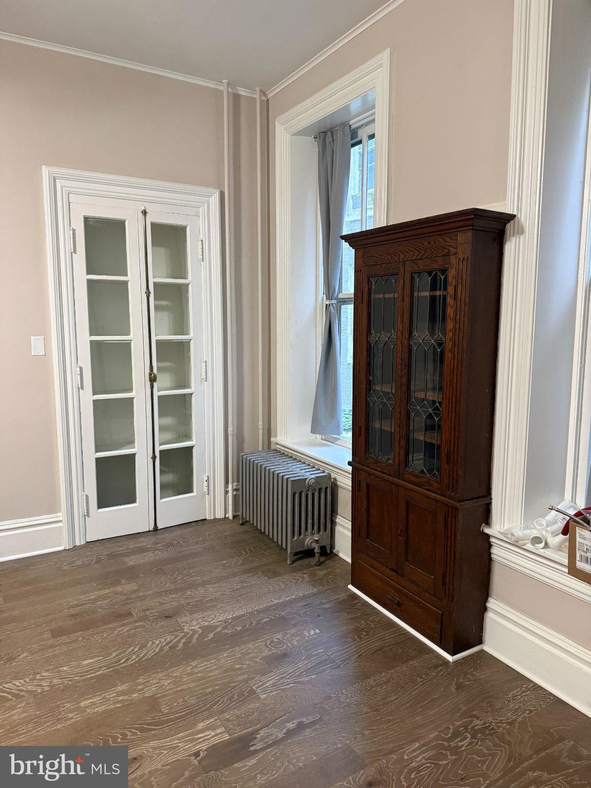232 W MAIN STREET 5