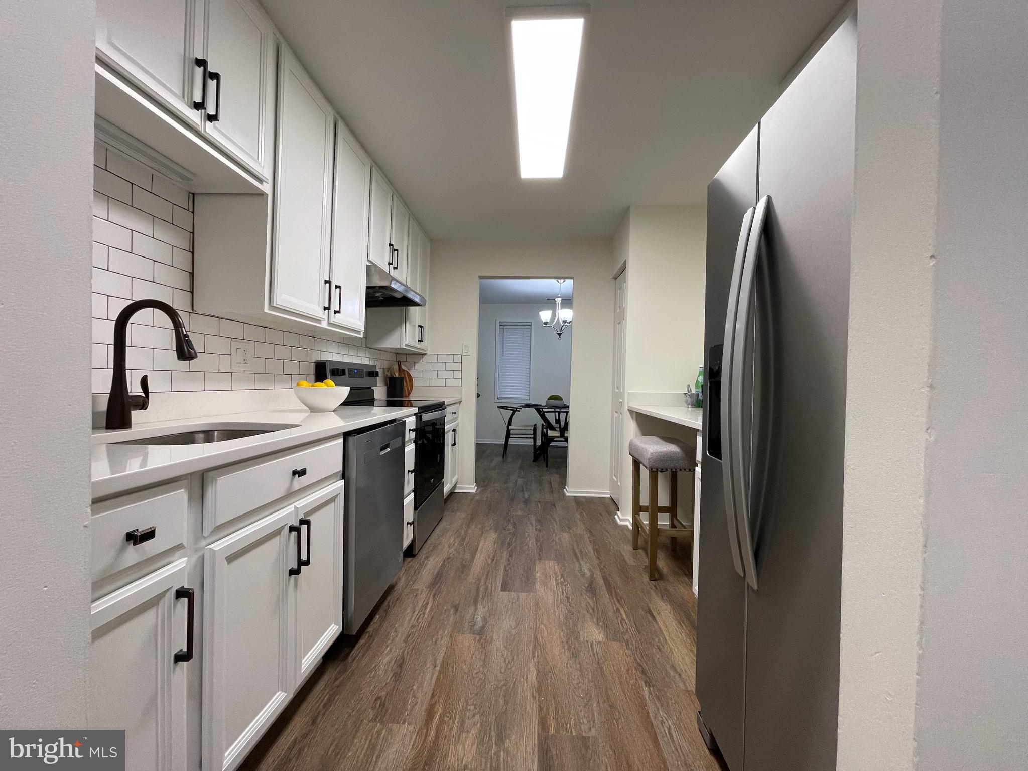 JEFFERSON MEWS - Residential