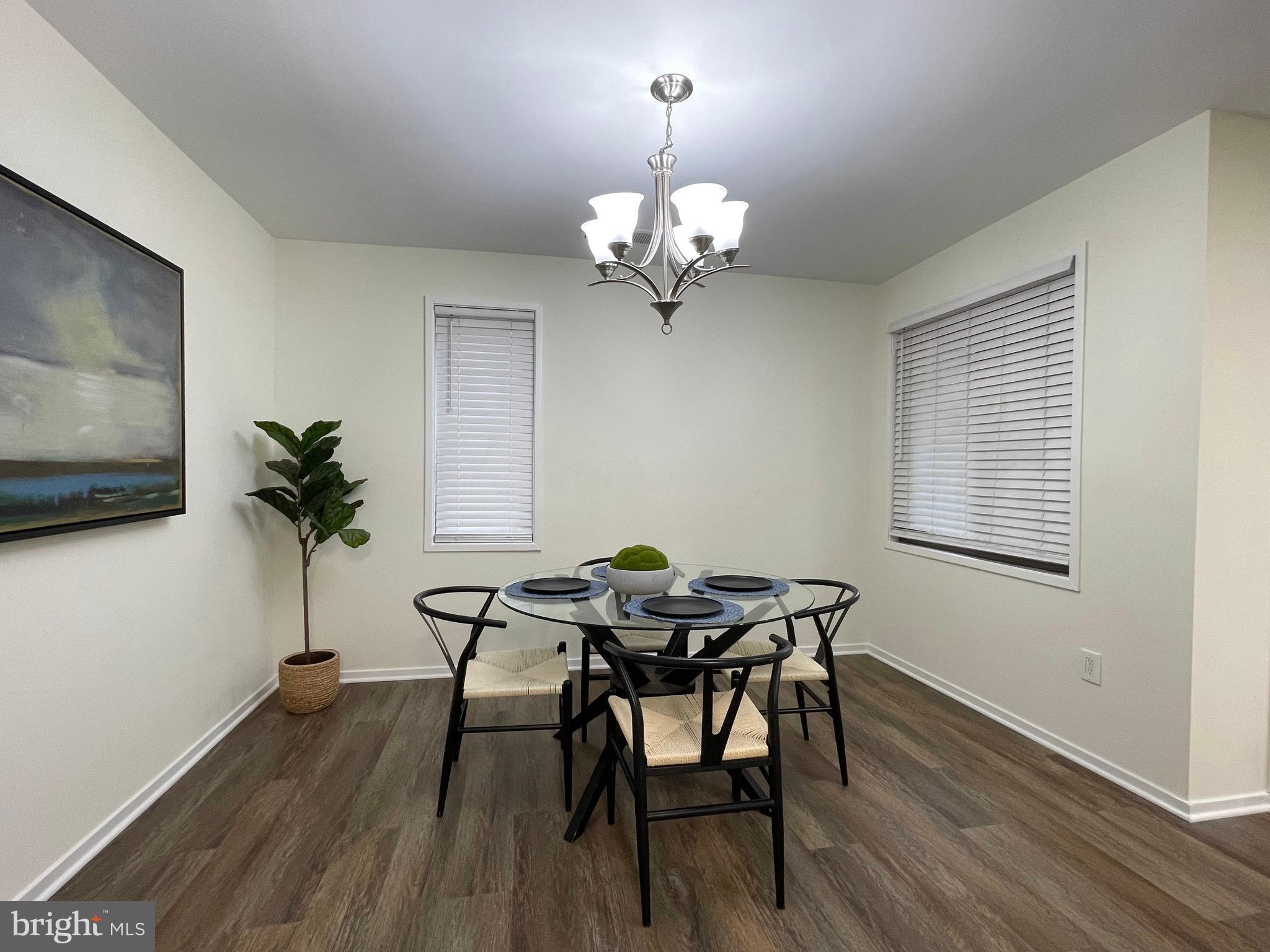 JEFFERSON MEWS - Residential