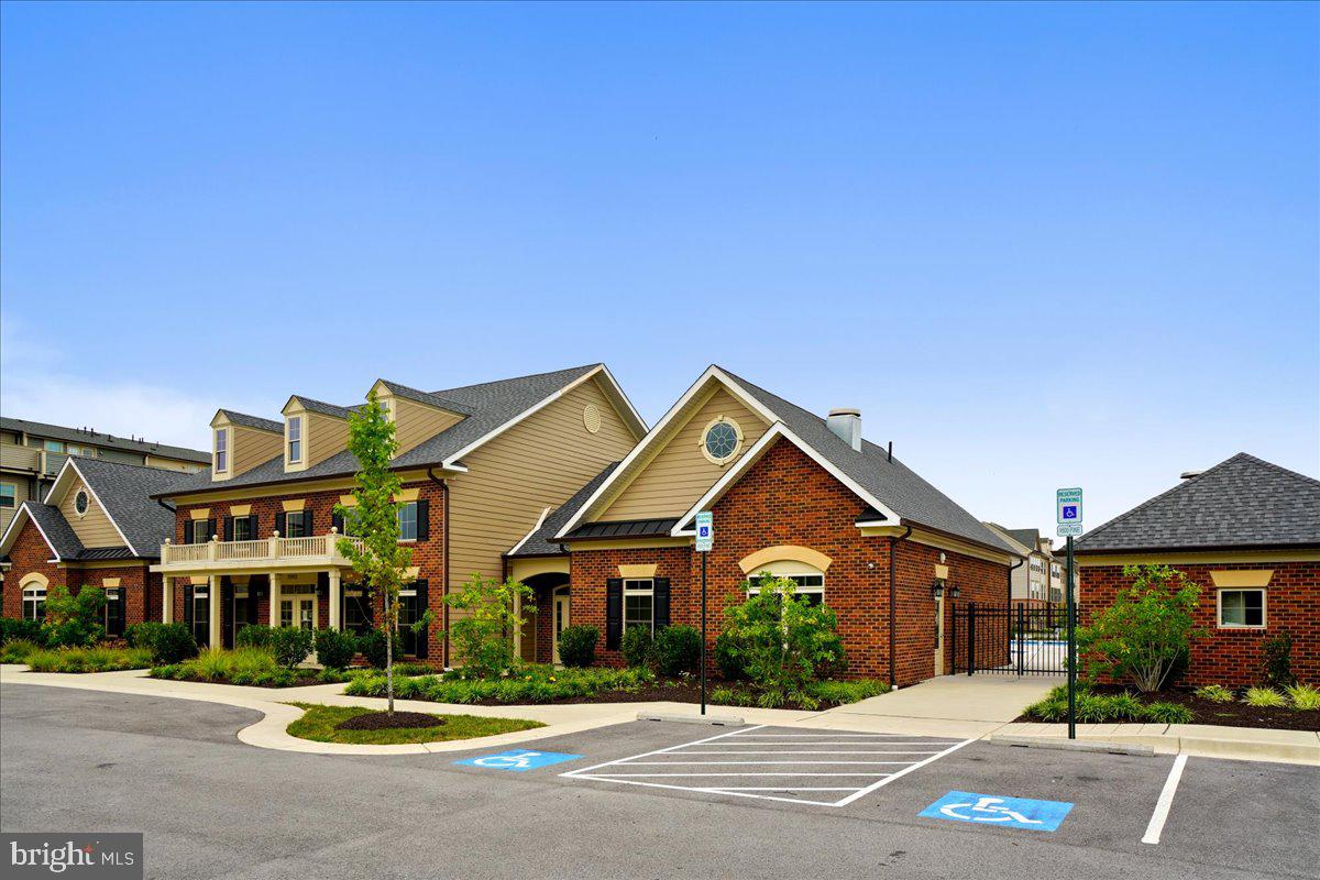 PARKSIDE - Residential