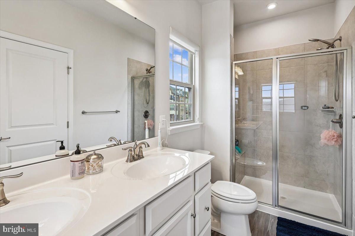 PARKSIDE - Residential