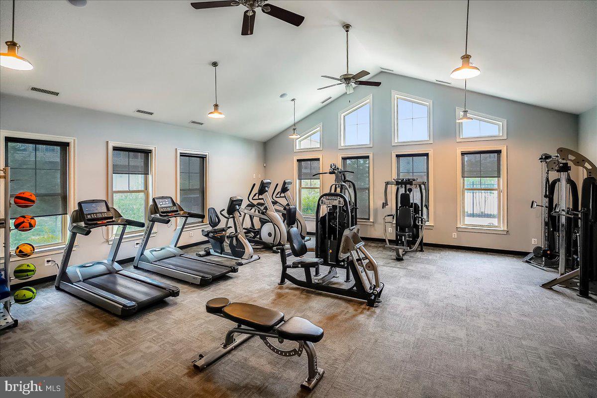 PARKSIDE - Residential