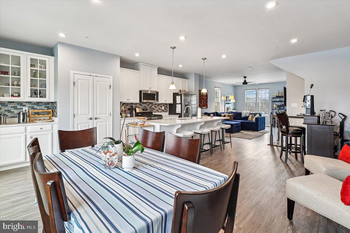 PARKSIDE - Residential