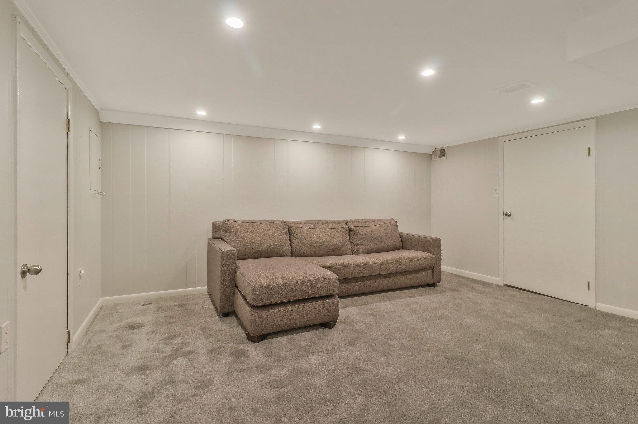 PETWORTH - Residential Lease