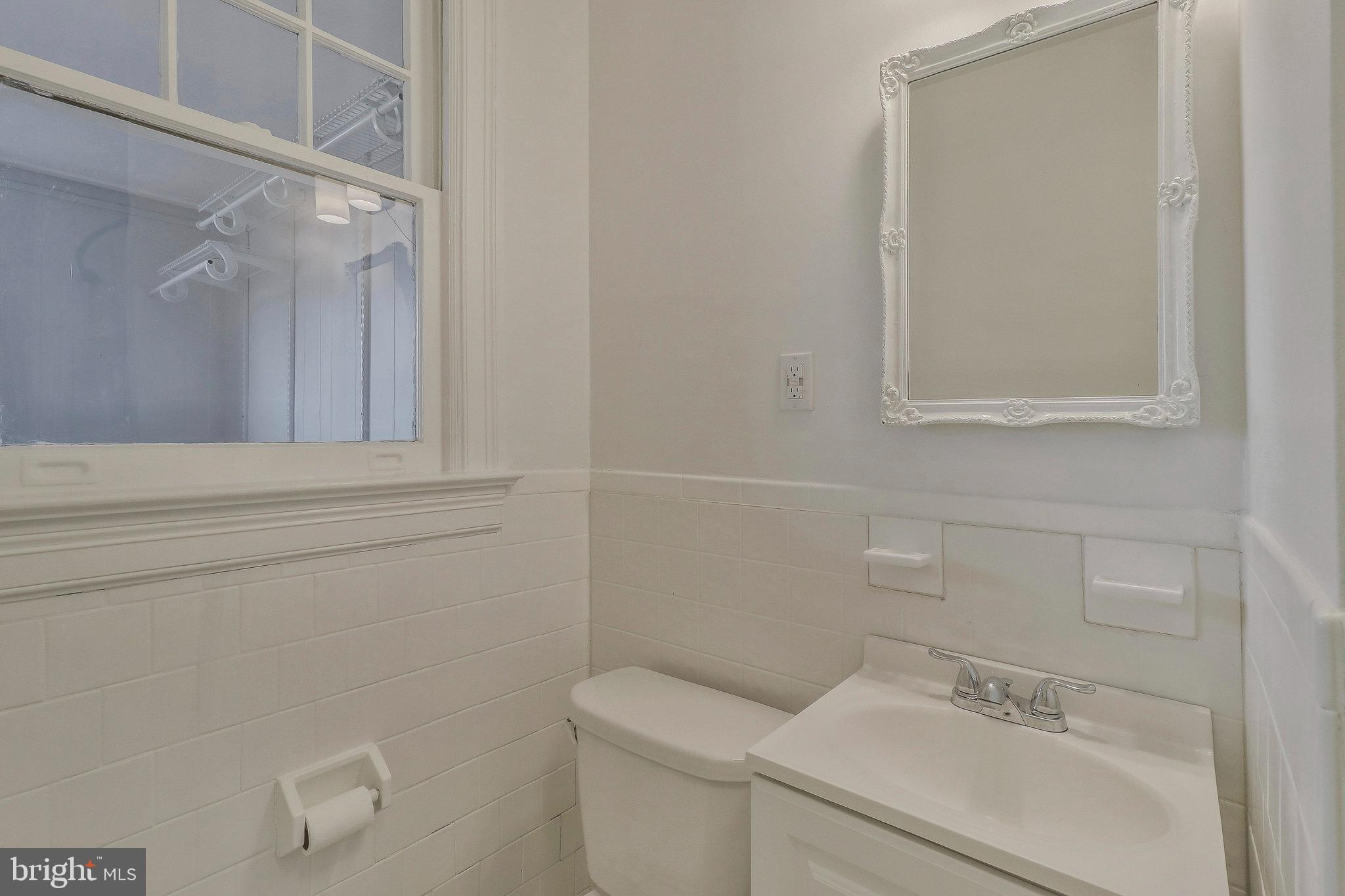 PETWORTH - Residential Lease